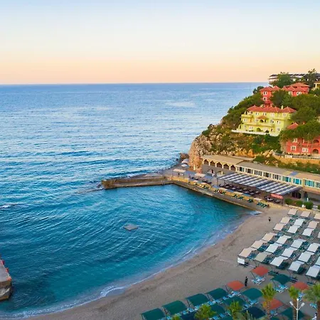 Hotel Senza Garden Club Konaklı