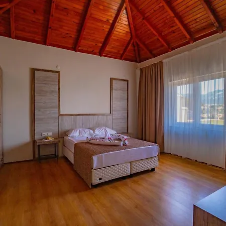 Senza Garden Club 5* Konaklı
