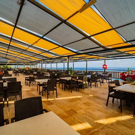 Senza Garden Club Hotel Konaklı