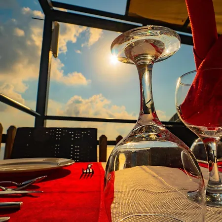 Senza Garden Club 5* Konaklı