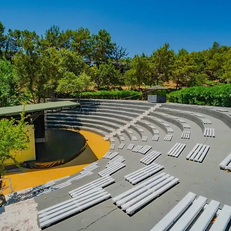 Hotel Senza Garden Club Konaklı