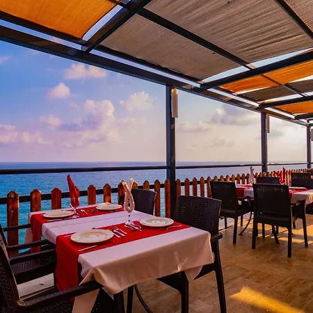 Senza Garden Club Hotel