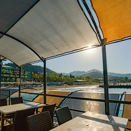 Senza Garden Club Hotel