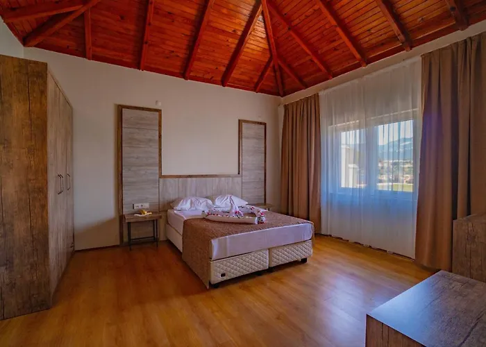 Senza Garden Club 5* Konaklı