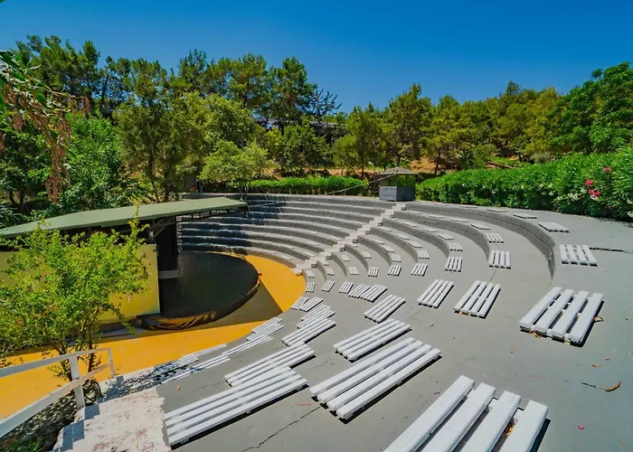 Hotel Senza Garden Club Konaklı