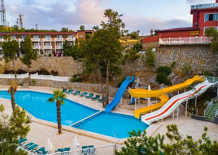 Hotel Senza Garden Club Konaklı